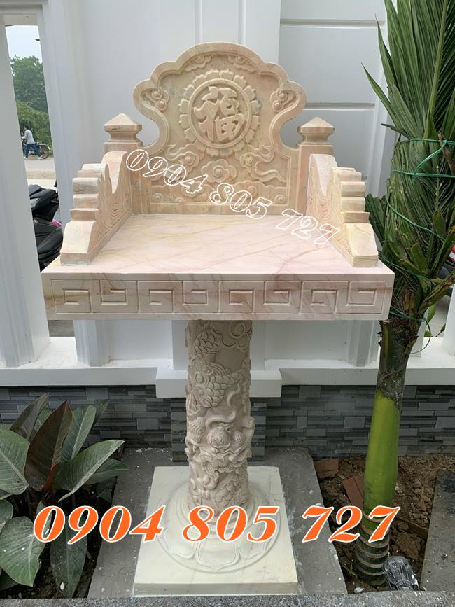 Bàn thiên thờ thần linh không mái tại Bình Định Bàn thiên thờ thần linh không mái tại Bình Định
