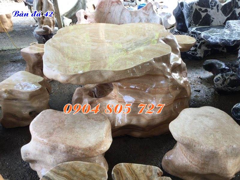 Bàn ghế đá tự nhiên đẹp 42