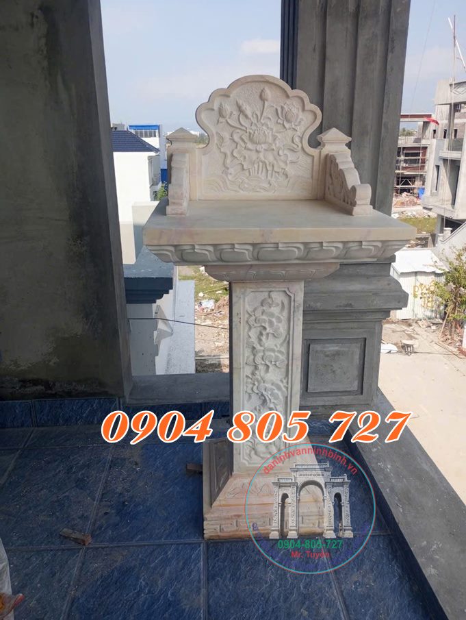 Mẫu bàn thờ tiền chủ bằng đá không mái tại Tp Hồ Chí Minh Mẫu bàn thờ tiền chủ bằng đá không mái tại Tp Hồ Chí Minh