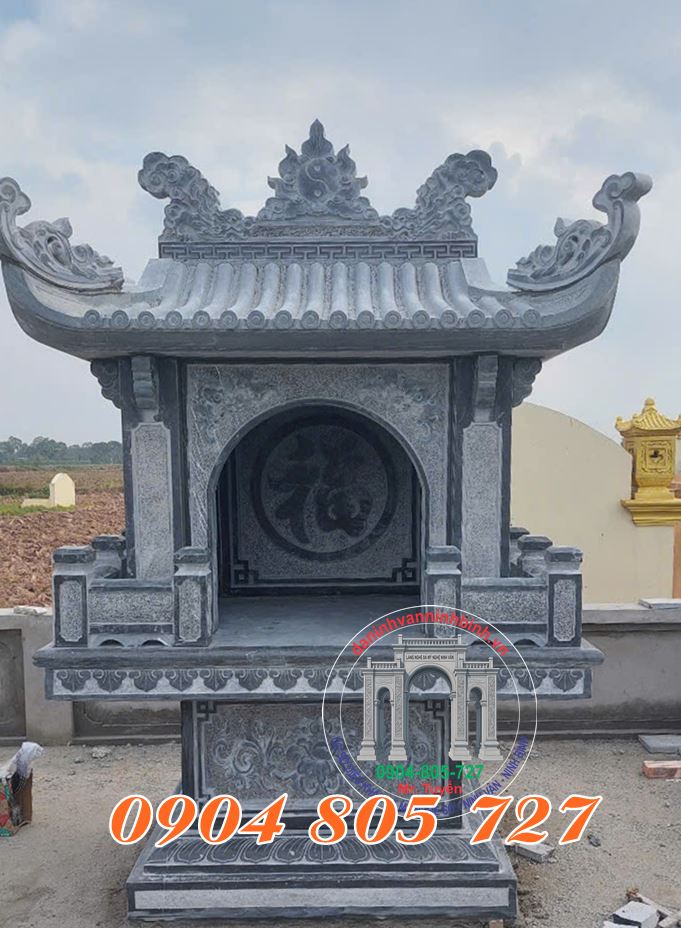 Am thờ thần linh cho gia đình và công ty ở Tuyên Quang