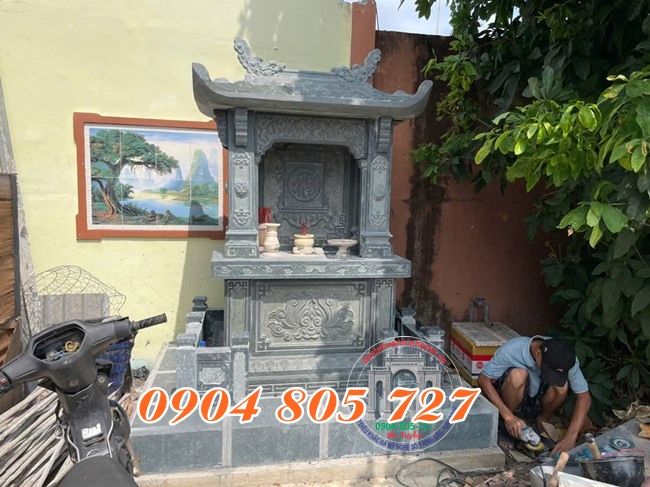 Am thờ thần linh ở Tuyên Quang đá xanh rêu cho gia đình và công ty