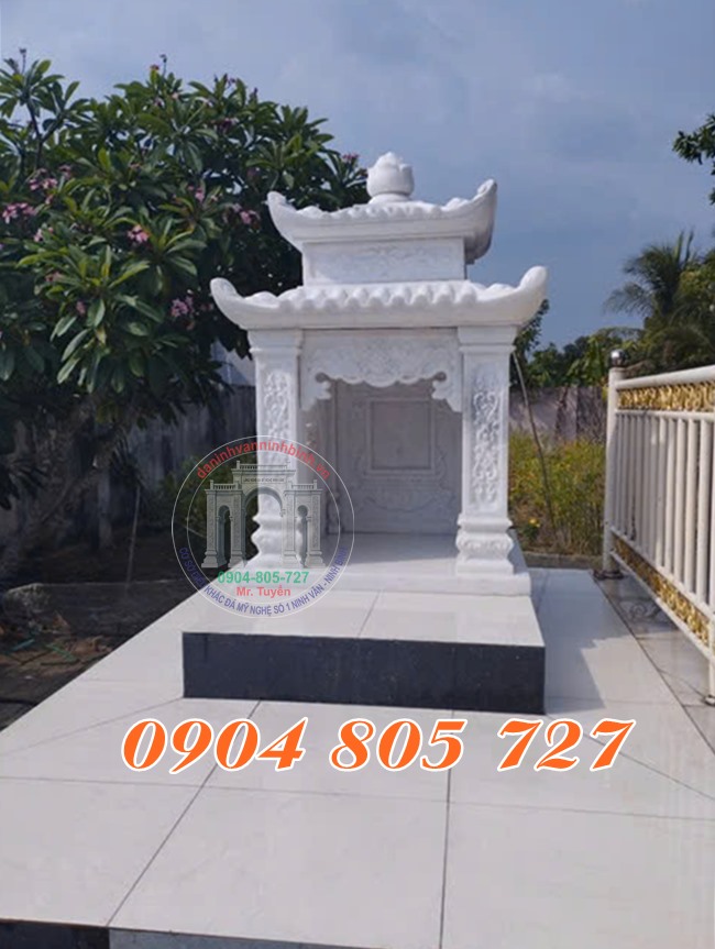 Bàn thiên đá nguyên khối ngoài trời tại Bà Rịa-Vũng Tàu Bàn thiên đá nguyên khối ngoài trời tại Bà Rịa-Vũng Tàu