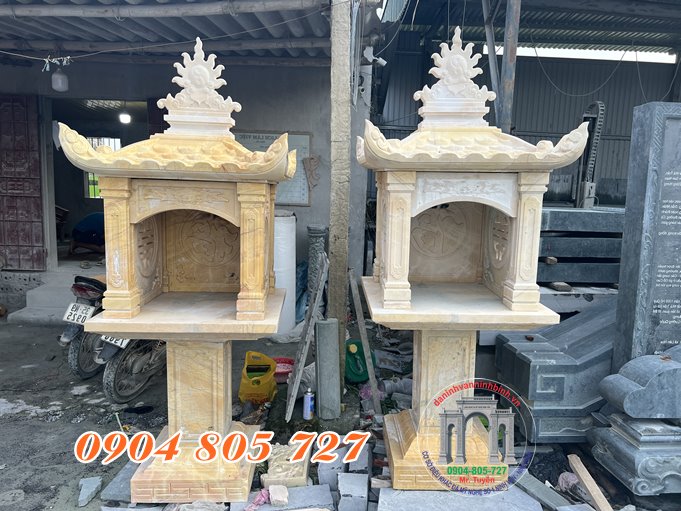 Mẫu am thờ thần bằng đá vàng ở Cao Bằng