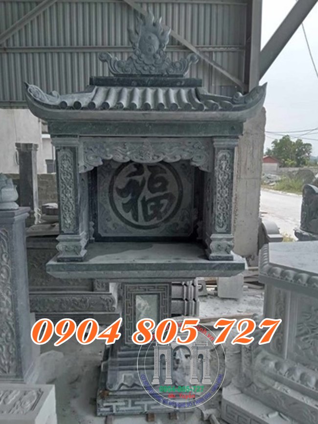 Mẫu cây hương miếu đá một mái ngoài trời ở Lai Châu