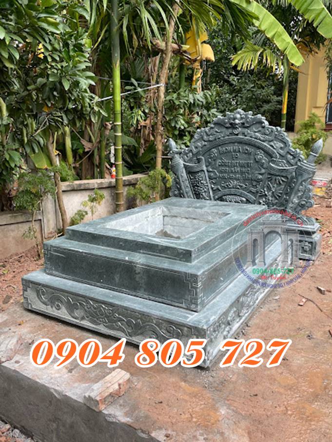 Mẫu mộ đá xanh rêu nguyên khối  xưởng chế tác mộ đá Ninh Bình